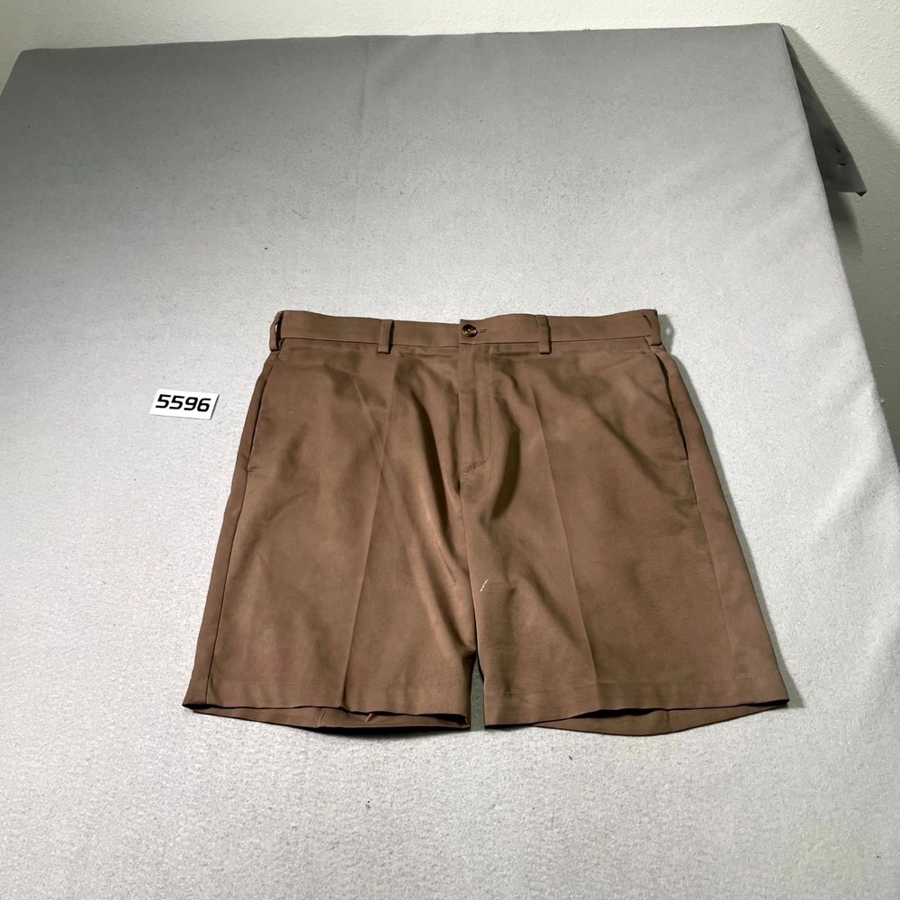 Roundtree & Yorke Chino Shorts Mens 36 Brown Pockets Flat Front Casual Outdoor